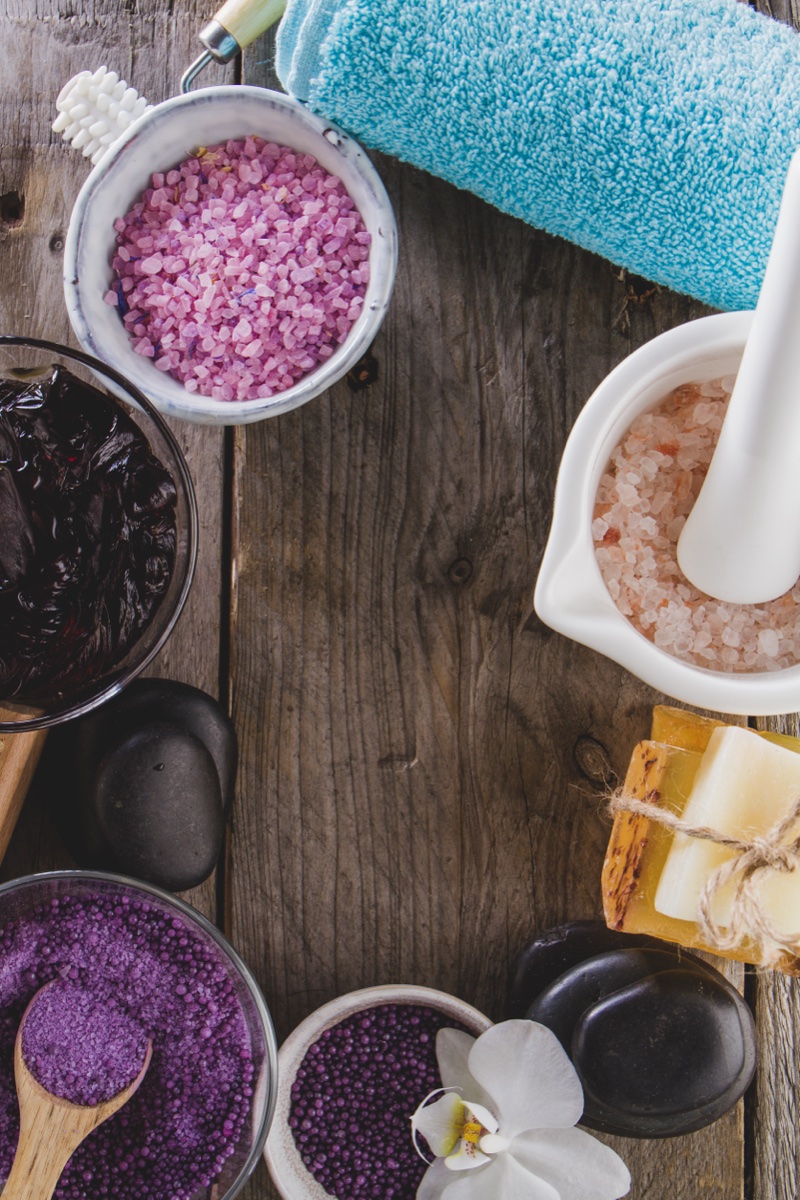 حمام مغربي بالأعشاب